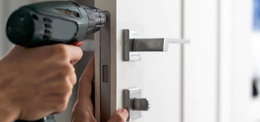 Locksmith For Lock Replacement Near Me in Kentfield, CA